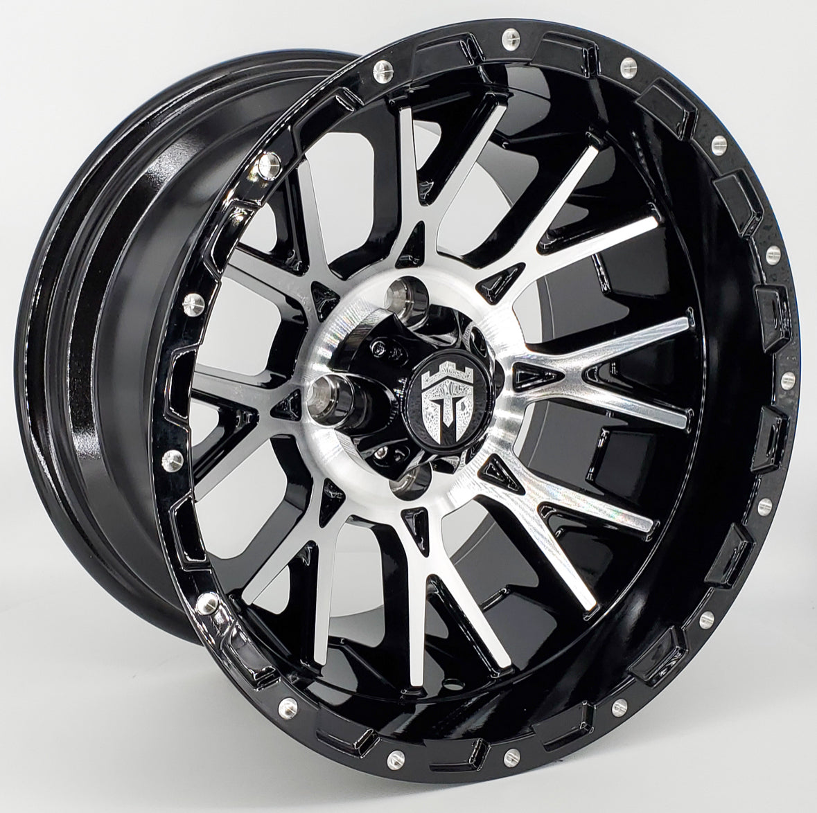 SAVAGE – 14″ SV3
